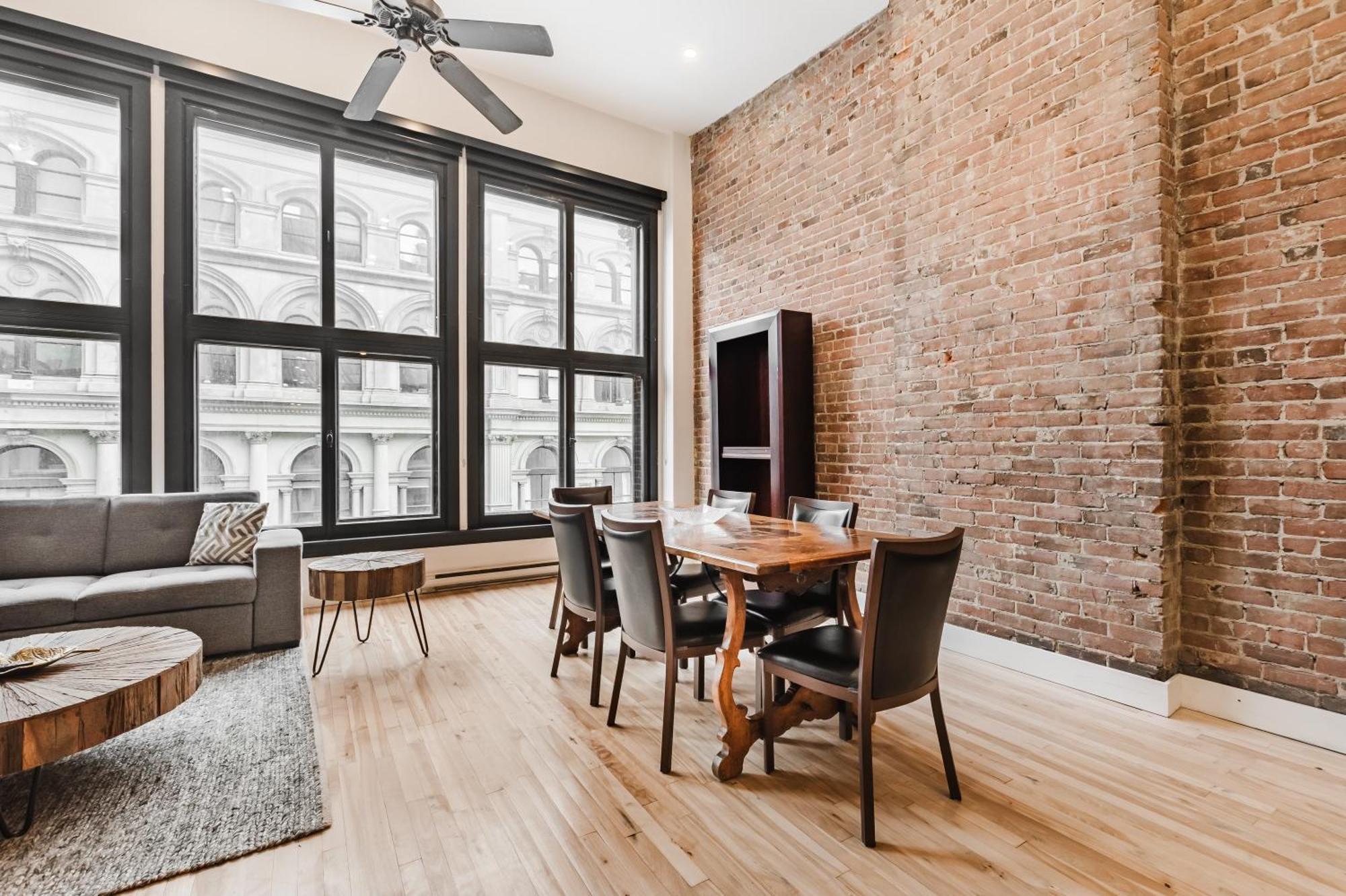 Elegant 3 Bedroom Apartment In Old Port - 302 Montreal Exterior photo